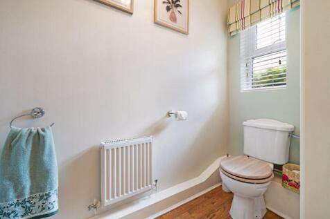 Cloakroom/wc