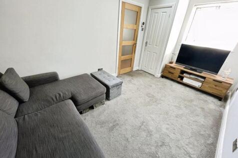 Second lounge