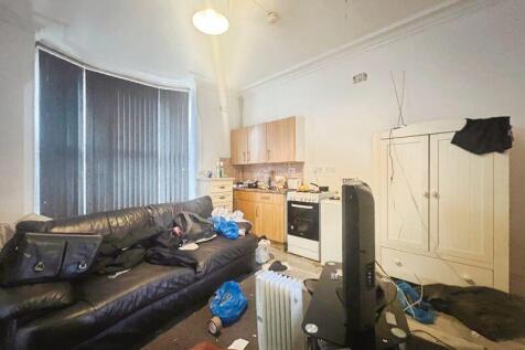 Flat 1 