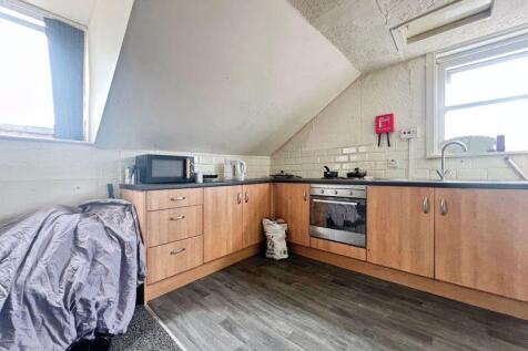 Flat 5
