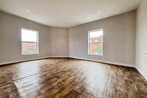 Front Treatment Room/Office