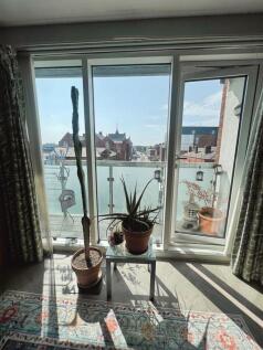Balcony window