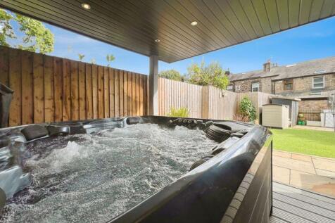Hot tub area