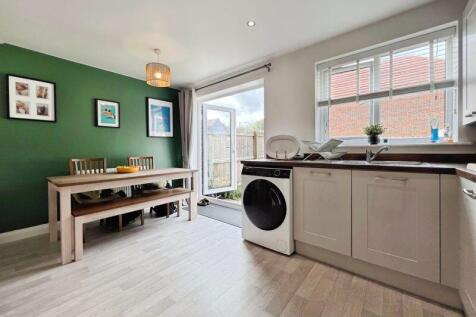 Kitchen diner