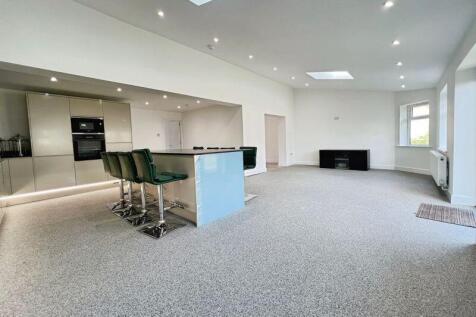 Kitchen/diner/family room