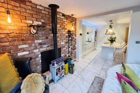 Kitchen & Sitting Room