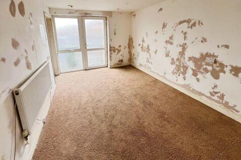 Ground floor bedroom