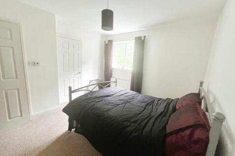 Bedroom: