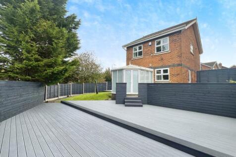 Garden - Decked Terrace