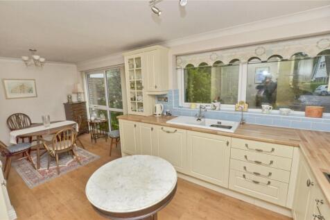 Kitchen/Dining Rm