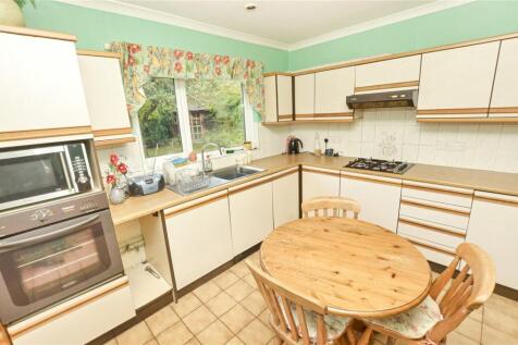 Kitchen/Breakfast Rm