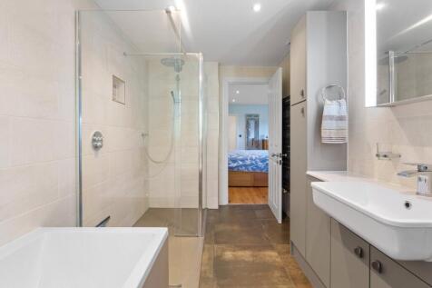 Ensuite Bathroom