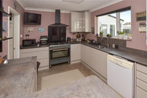 Kitchen/Breakfast Rm