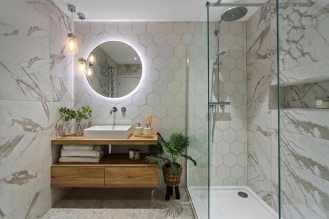 Gf Shower Room