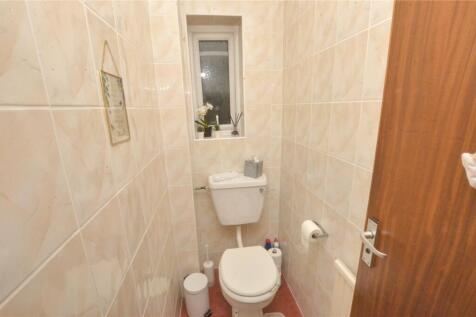Separate Cloakroom