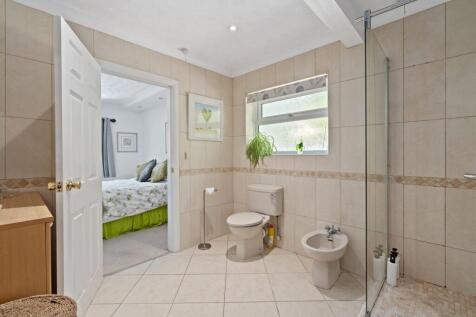 Ensuite Shower Room