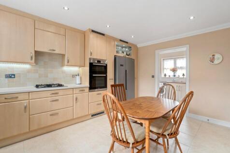 Kitchen/Breakfast Rm