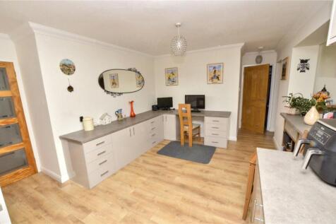 Kitchen/Breakfast Rm