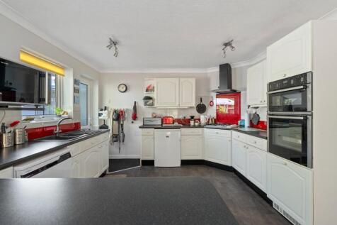 Kitchen/Breakfast Rm