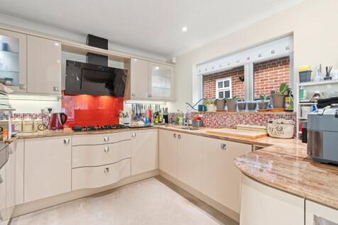 Kitchen/Breakfast Rm