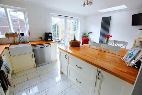Refitted kitchen/diner
