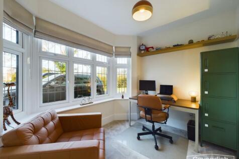 STUDY/SITTING ROOM