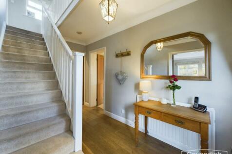 RECEPTION HALLWAY