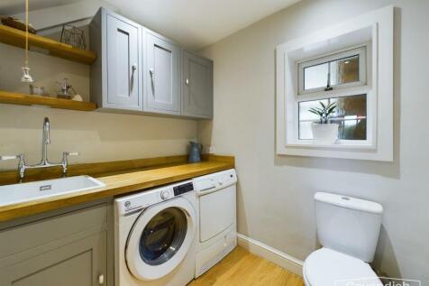 UTILITY/DOWNSTAIRS WC