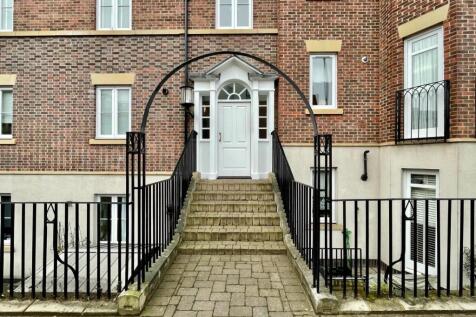 ST MARTINS WAY ENTRANCE