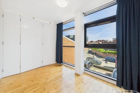 BEDROOM 2/DINING ROOM