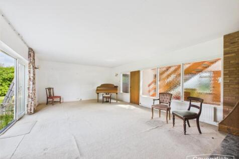 Living Room/Family Room