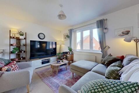 LIVING ROOM/DINING AREA