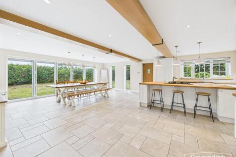 KITCHEN/DINING/FAMILY ROOM