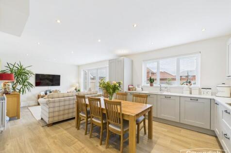 Kitchen / Living Area