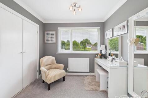 DRESSING AREA