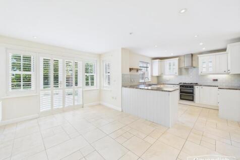 OPEN PLAN KITCHEN/DINER