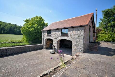 COACH HOUSE