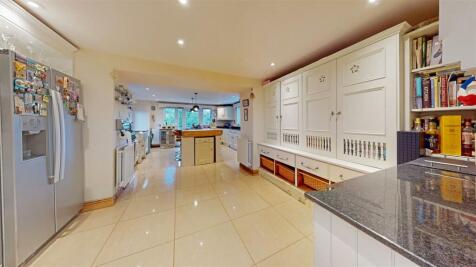KITCHEN BREAKFAST ROOM