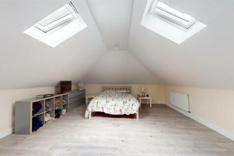 ATTIC ROOM