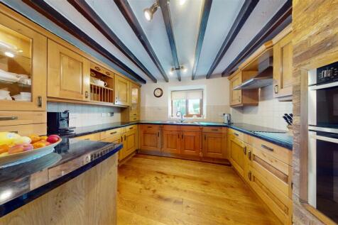 KITCHEN BREAKFAST ROOM