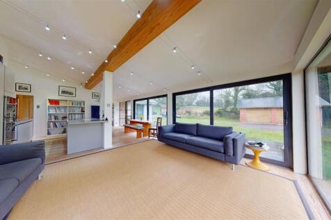 KITCHEN/DINING/FAMILY ROOM