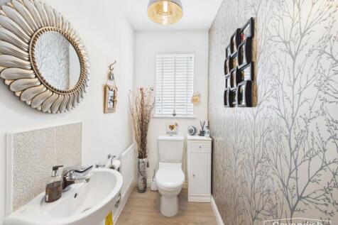 CLOAKROOM / WC