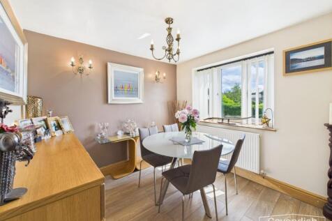 DINNING ROOM
