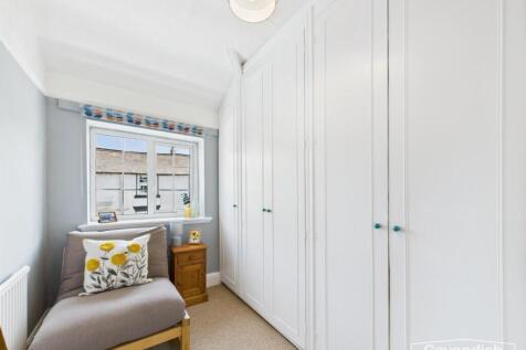 BEDROOM THREE/DRESSING ROOM