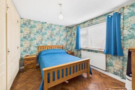 PRIAMARY BEDROOM
