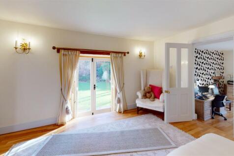 Yr-Hen-Gor-Llanbedr-Dyffryn-Clwyd-Bedroom(1).jpg