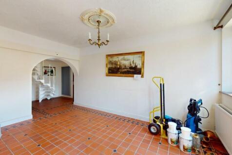 ENTRANCE LOBBY