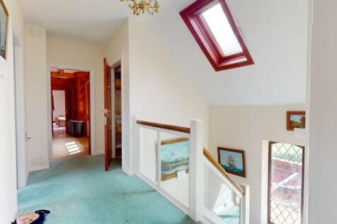 REAR LANDING