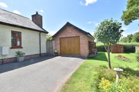 DETACHED GARAGE