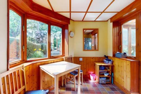 BREAKFAST ROOM